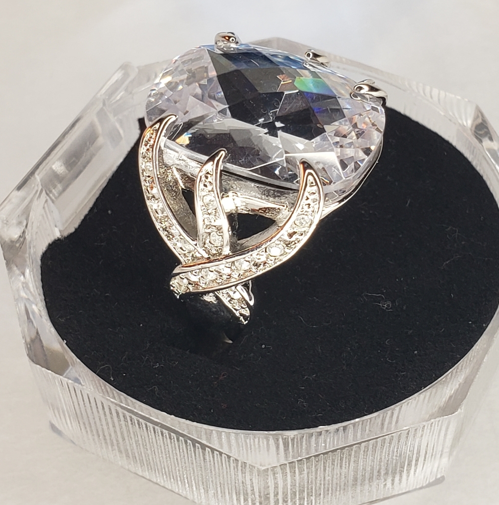 Avon Silver And Crystal Statement Ring - image 1